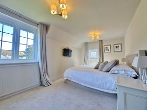 Photo 12- click for photo gallery